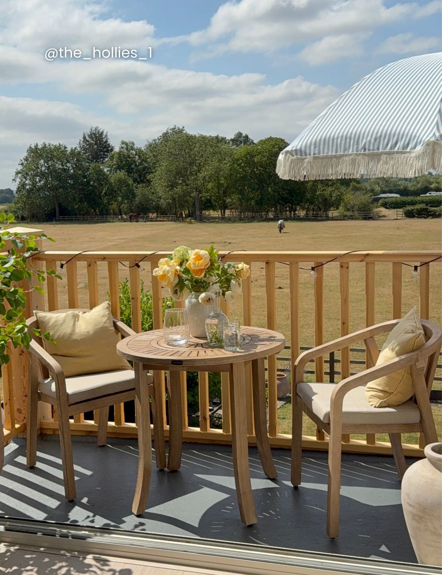 MARIS 2-Seater Round Bistro Dining Set